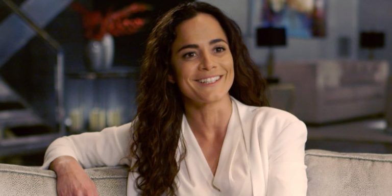 Alice Braga Moraes - Net Worth 2020, Salary, Siblings, Bio ...