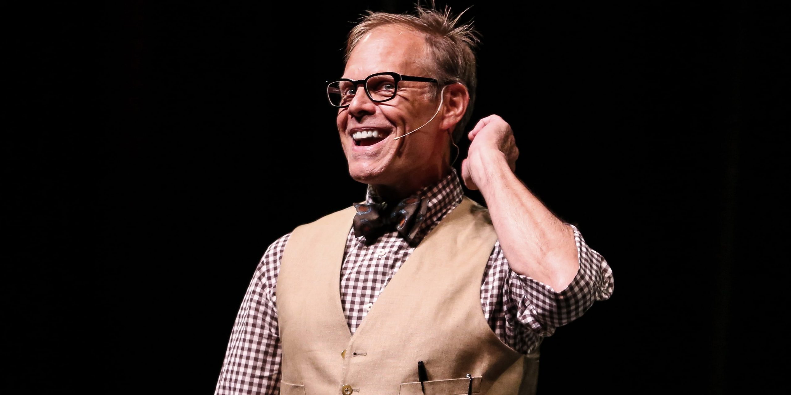 Alton Brown Net Worth June 2023, Salary, Age, Siblings, Bio, Family