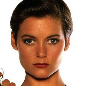 Carey Lowell