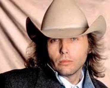 Dwight Yoakam