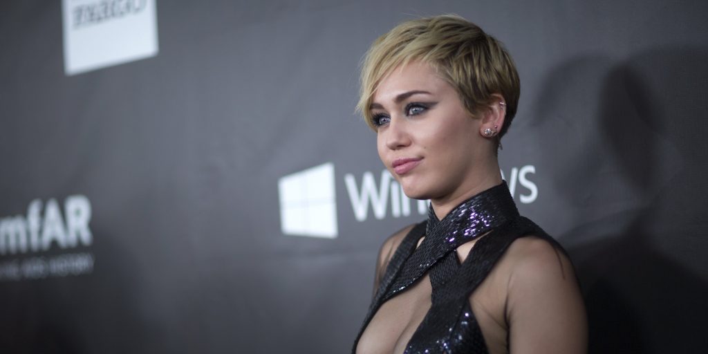 Miley Cyrus Net Worth April 2024, Salary, Age, Siblings, Bio, Family