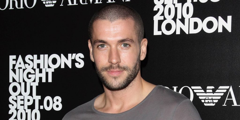 Shayne Thomas Ward Net Worth December 2022, Salary, Age, Siblings